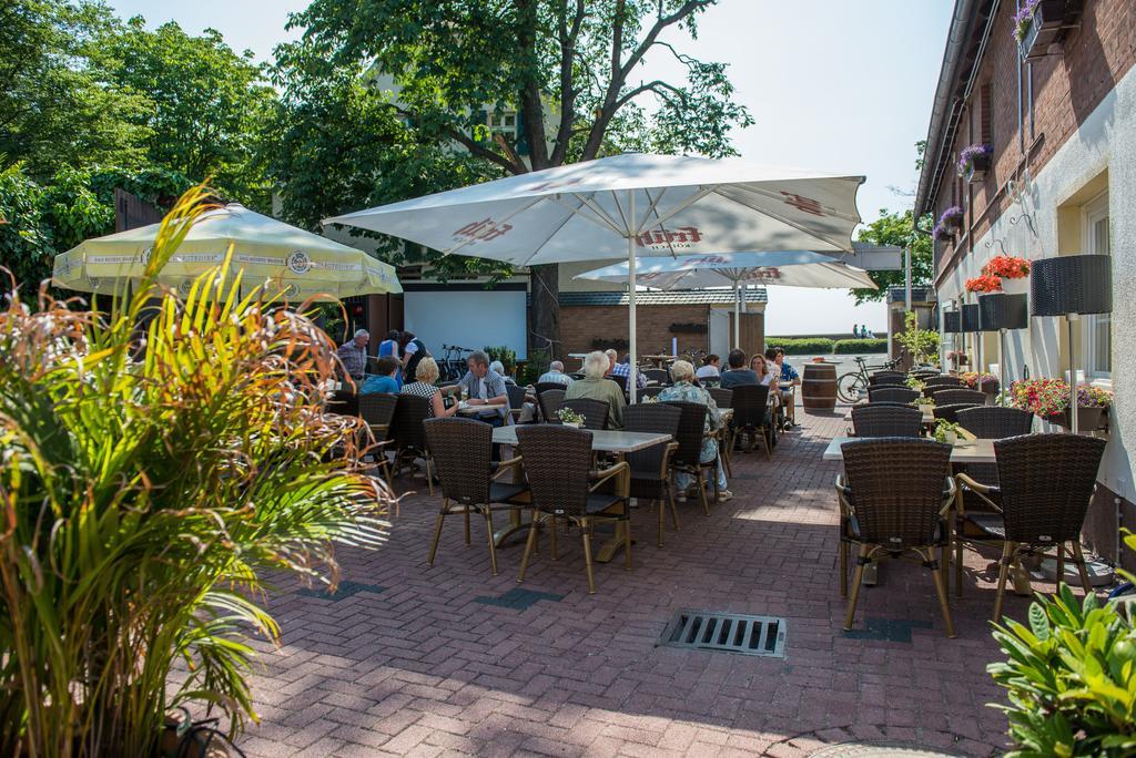 Hotel & Restaurant Zum Vater Rhein Monheim am Rhein Eksteriør billede